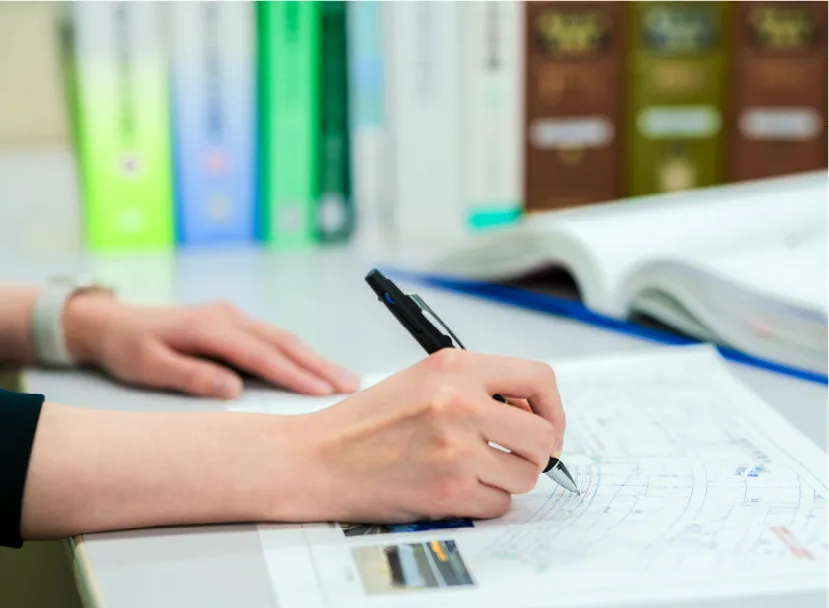 計画 社会やまちの方向性を描く。